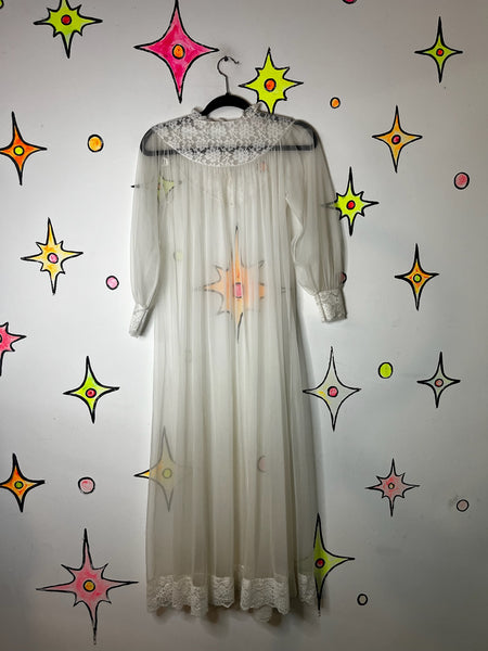 Vintage White Lace Sheer Robe – Victorian Romantic - Puff Sleeve - Pegnoir - S