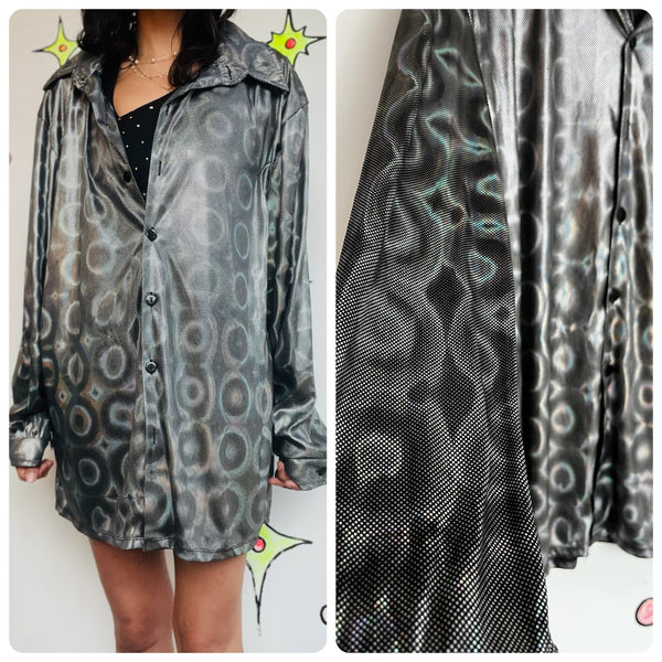 Vintage 90s does 70s | Men’s Silver Hologram Disco Big Collar Rave Shirt | M