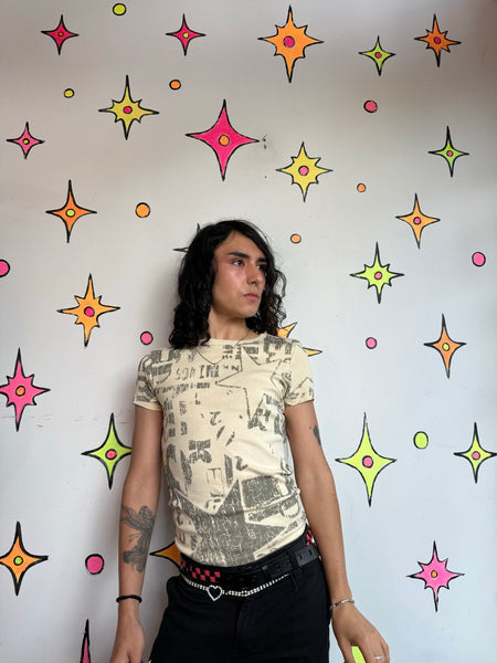 Hot Topic Star Print Tee Y2K Mall Goth Grunge Distressed Baby Tee XS