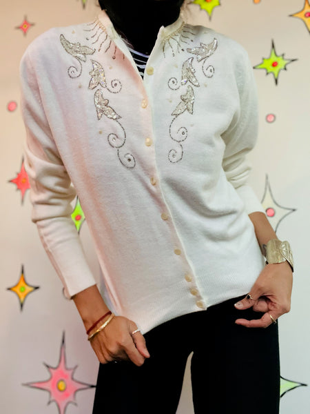 Vintage 1950s Creamy White Beaded Cardigan Sweater - Soft Fuzzy – Beaded - M