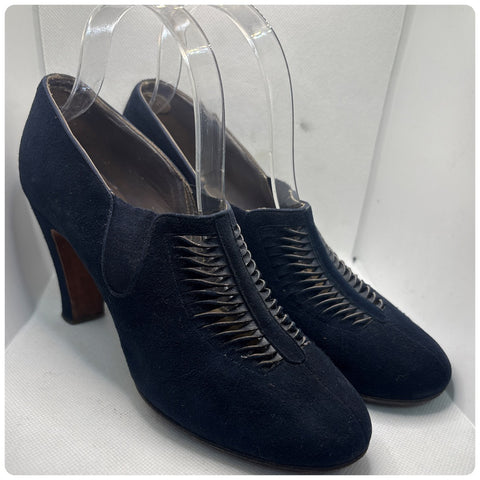 Vintage 1930s Navy Blue French Suede Heels – Cage Cut Out Design – Size 7.5