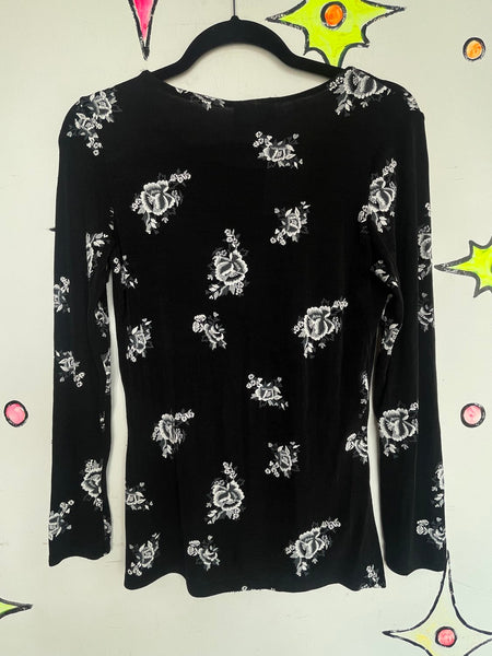 90s Black & White Romantic Rose Print Top Stretchy Whimsy Goth Grunge Top M