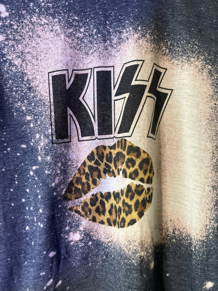 Vintage KISS Band Concert T-Shirt - Rock Metal Glam Graphic Tee S/M