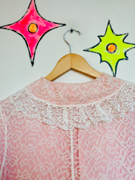 Vintage White Lace Pink Robe Victorian Romantic Babydoll Pegnoir Bed Jacket S/M