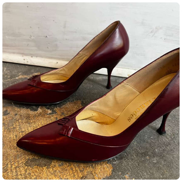 Vintage 1960s Oxblood Burgundy Leather Pumps – Pointed Toe High Heels – Size 7.5