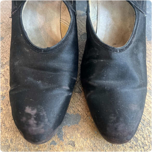 Antique 1920s Black Silk Mary Jane Pumps – Art Deco Heels – Size 8/8.5