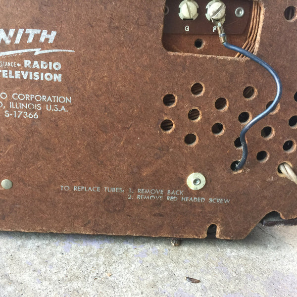 Vintage 1950's | Zenith Bakelite AM/FM Radio T723