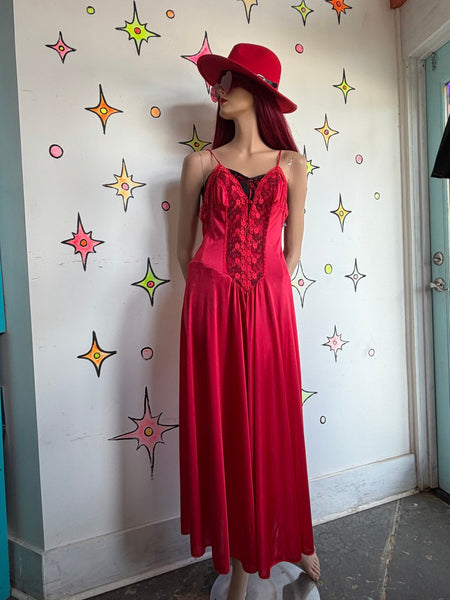Romantic Red Nylon Lace Full Length Nighty Gown Vamp Pin-Up Glam Vamp Siren S