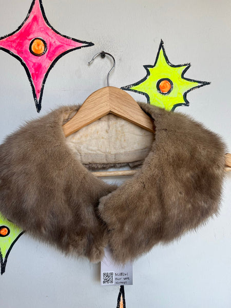 Vintage Fur Stole - Old Hollywood Glam Cottage Noir - Midcentury Cocktail Wrap