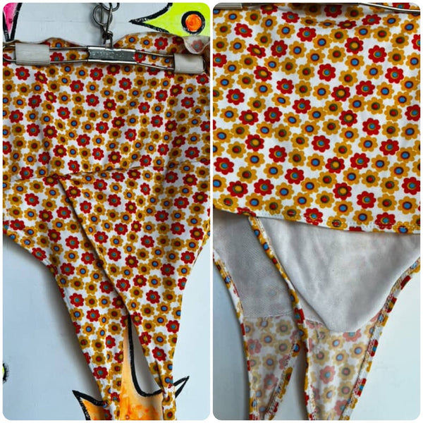 90s does 60s 70s Style Retro Flower Power Psychedelic Stretch Halter Crop Top XS
