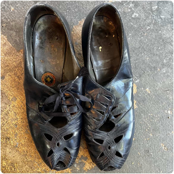 1930s Lace-Up Black Leather Peep Toe Pumps - Low Heel Cutout Design - Size 8