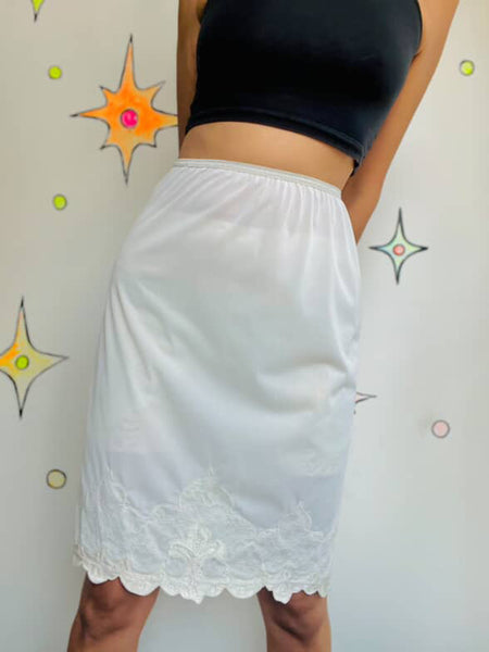 Vintage White Lacey Babydoll Fairy Grunge Half Slip Skirt - Size Small