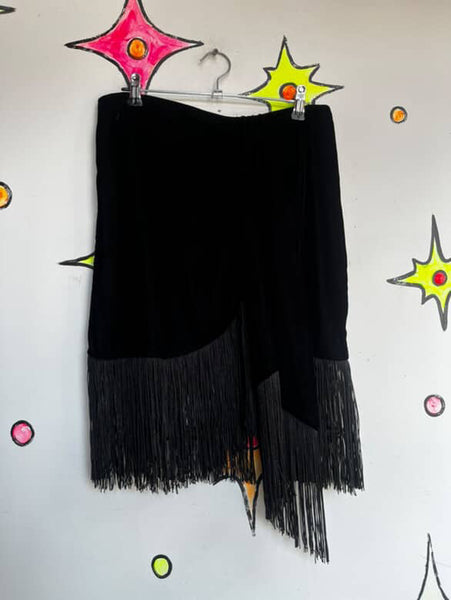 Y2K Meets 20s Black Velvet Fringe Skirt - Flapper Goth Whimsy - ZARA Size S