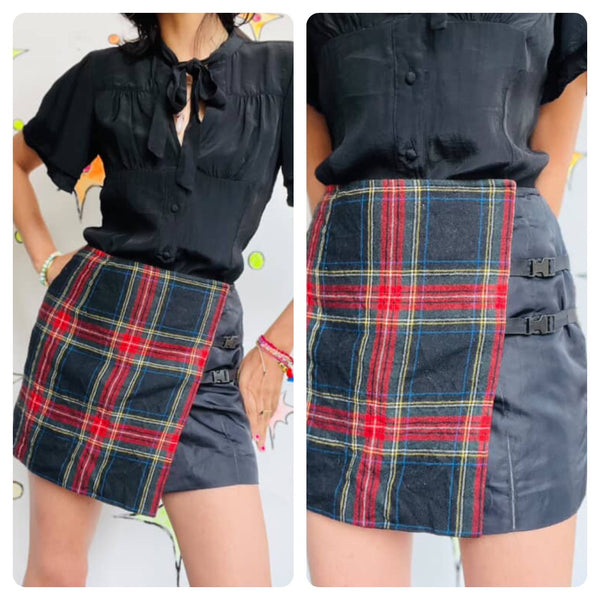 Vintage 90s Y2K | Plaid Tartan A Line Utility Mini Skirt | Punk Grunge Emo | 4