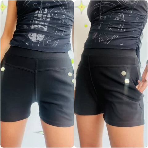 Y2K Black Sailor Shorts with Gold Buttons – Pirate Boho Grunge Goth – Size 2