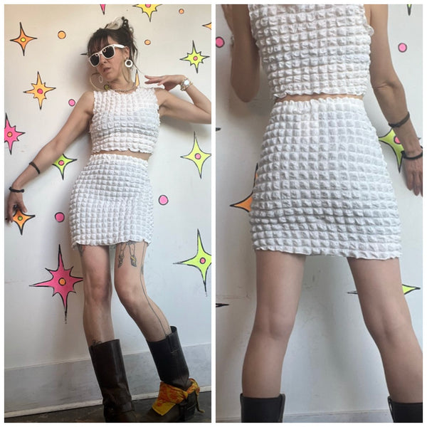 Y2K White Popcorn Two Piece Set | Stretch Mini Skirt Crop Top Coquette Resort M