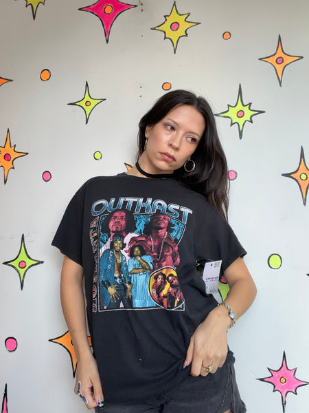 Vintage Y2K Outkast T Shirt 2000s Rap Tee Hip Hop Concert Band Graphic Grunge M