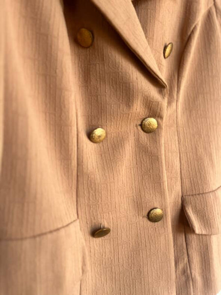 Vintage 70s Tan Polyester Blazer - Dagger Collar Retro Jacket - Size 8