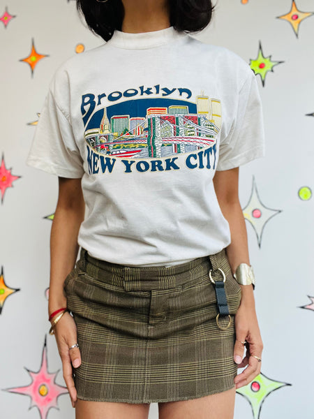 Vintage 90s White Souvenir Brooklyn New York Graphic T-Shirt | 100% Cotton | S