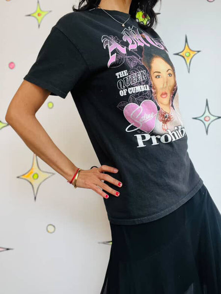Vintage 90s Y2K Selena Queen of Cumbia T-Shirt | Concert Tee | Size M