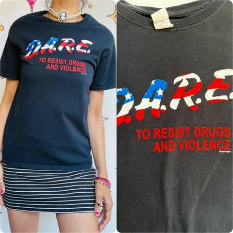 90s Y2K | DARE to Resist Drugs and Violence Tee T Shirt Size Small