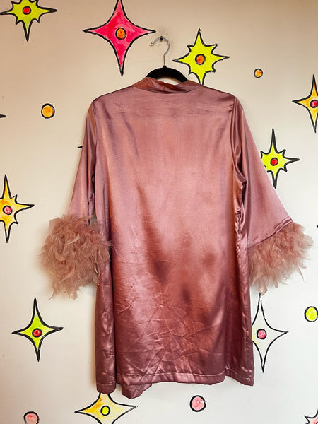 Vintage Pink Satin Feather Trim Boudoir Robe – Old Hollywood Glam Lingerie – M
