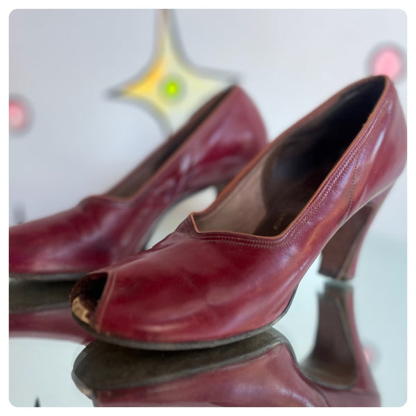 40s Scarlet Cherry Red Sweetheart Heels Vintage Pinup Peep Toe Leather Pumps 7.5