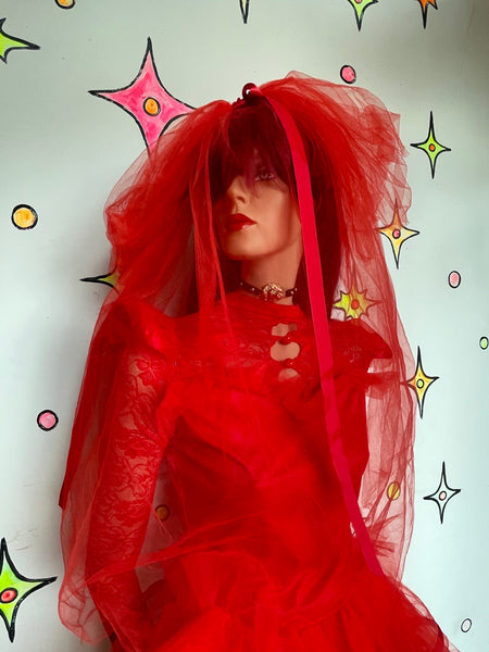 Red Tulle Lydia Deetz Goth Wedding Dress & Veil Costume Beetlejuice Cosplay S