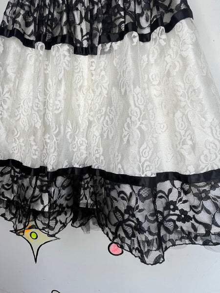 80s Gunne Sax Black & White Lace Lolita Crinoline Prom Party Cupcake Dress - XS