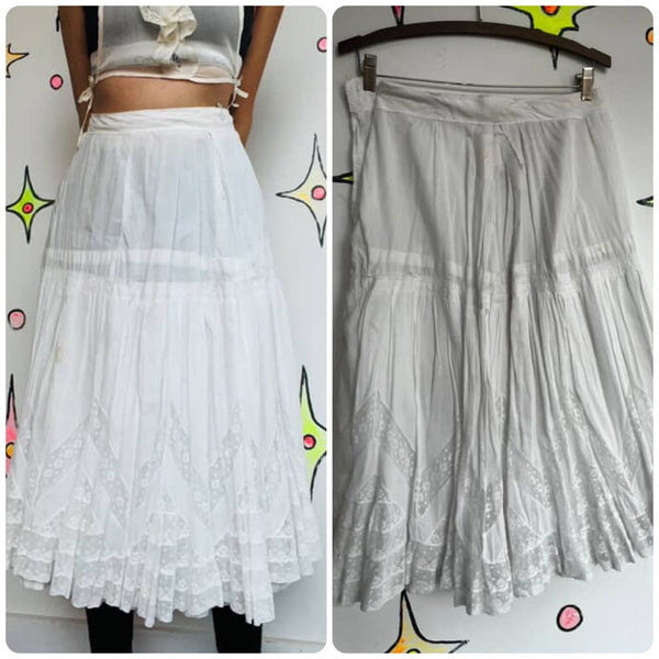 Antique 1910s White Cotton Edwardian Rococo Coquette Petticoat Slip Lawn Skirt
