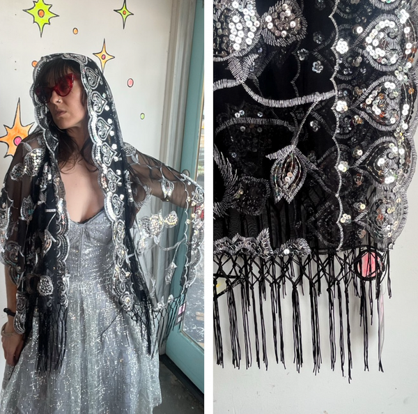 Vintage Black & Red Velvet Fringe Shawl Western Boho Flapper Witchy Goth Scarf