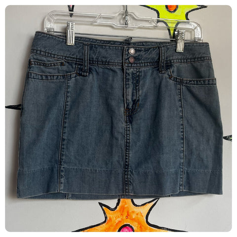 Vintage 90s Y2K | GAP Low Rise Denim Mini Skirt | Size 4