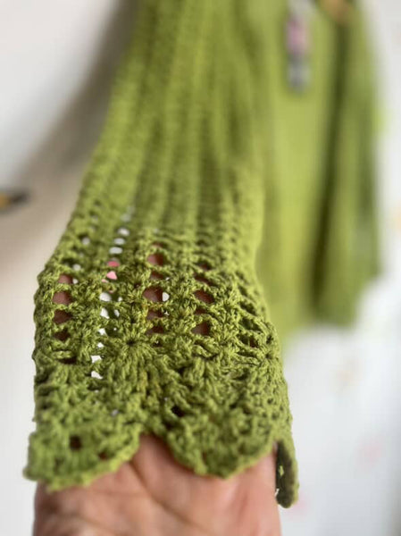 Vintage 90s Y2K Green Crochet Fairy Grunge Boho Cardigan Sweater - Size M