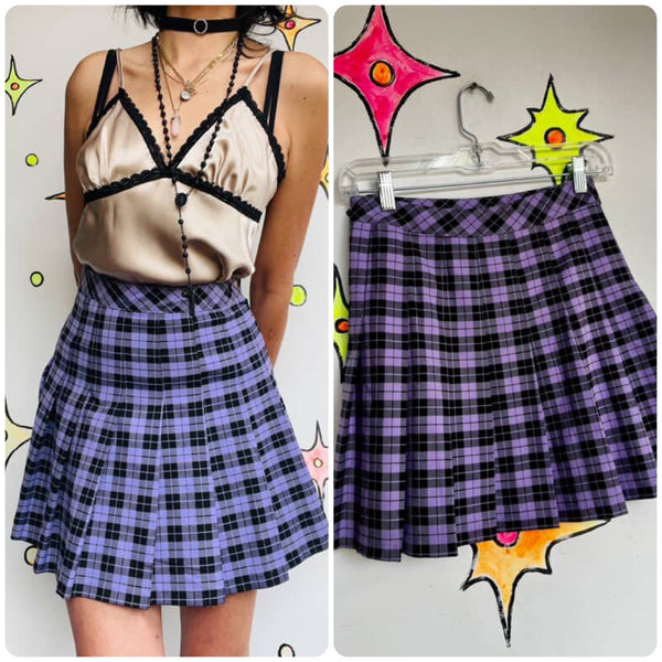 Vintage 90s Y2K | Plaid Tartan Pleated School Girl Mini Skirt | Grunge Emo | 2