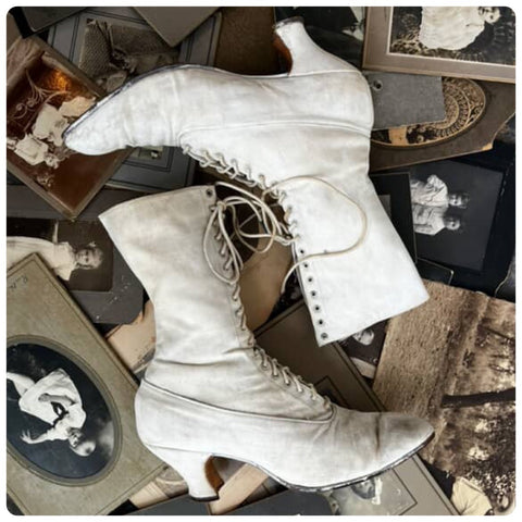 Antique Canvas Victorian Boots | White Pointy Lace Up Wedding Boots | 8 - 8.5