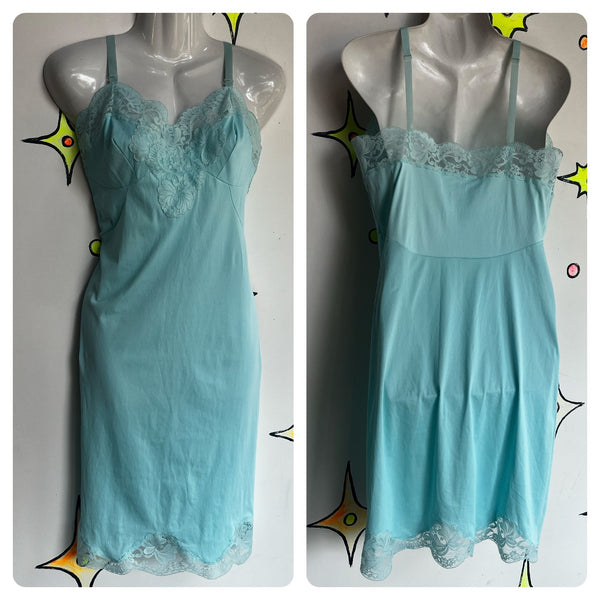 Vintage 1950s 60s | Pale Pastel Blue Lace Fairy Babydoll Lingerie Slip | 36