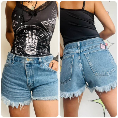Vintage 90s Grunge Denim Cut Off Shorts - Mid Rise Jean Shorts 32" Waist