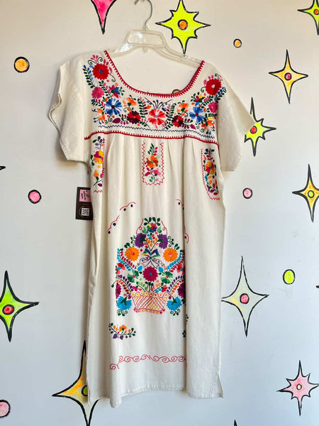 Vintage Mexican Off White Boho Hand Embroidered MuuMuu Dress Festival Wear S/M