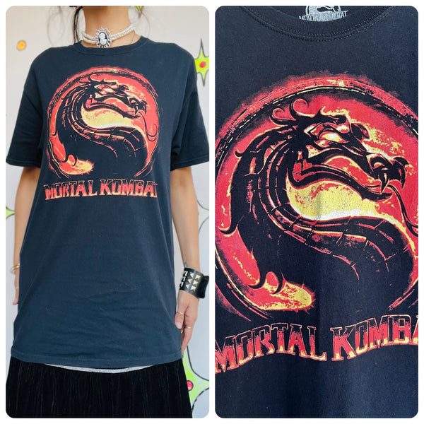 Y2K Mortal Kombat Dragon Tee Gamer Grunge Goth Graphic Novelty T-Shirt - M