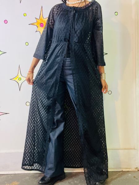 Vintage 70s Black Sheer Lace Night Robe – Scalloped Boho Grunge Whimsy Goth M
