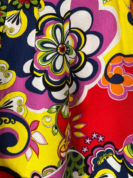 Y2K does 60s Groovy Psychedelic Mod GoGo Rainbow Micro Shorts XS Retro Clubwear