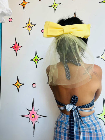 Vintage 1950s–60s Black Fascinator Veil Hat with Bow – Mid Century Era Glamour