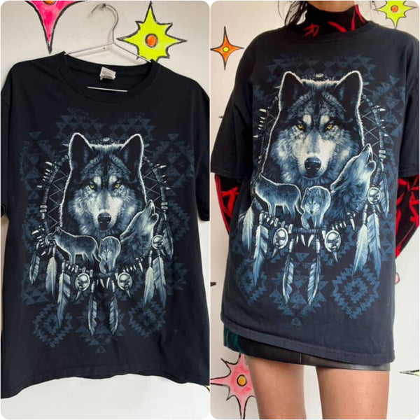 90s Y2K | Native American Wolf Pack Dreamcatcher Tee T Shirt | Size L