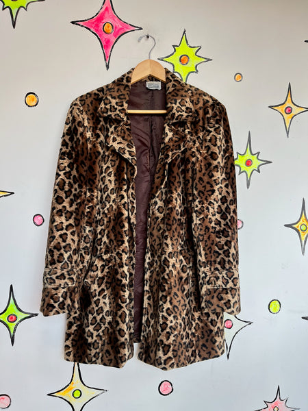 Vintage 90s Leopard Print Vegan Fur Coat – Boho Grunge Western Glam (S/M)