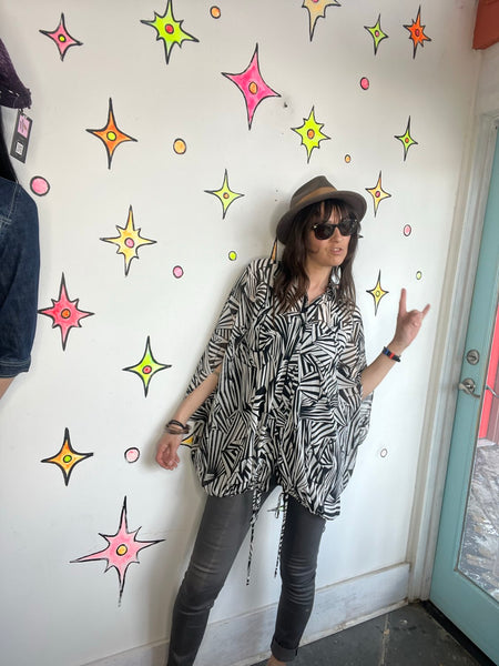 Nicole Miller Sheer Op Art Blouse Avant Garde Black White Statement Top Y2K L