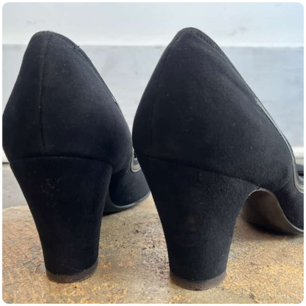 1940s–50s Black Suede Round-Toe Pumps w/ Tassels – Air Step by Magic Sole – 7