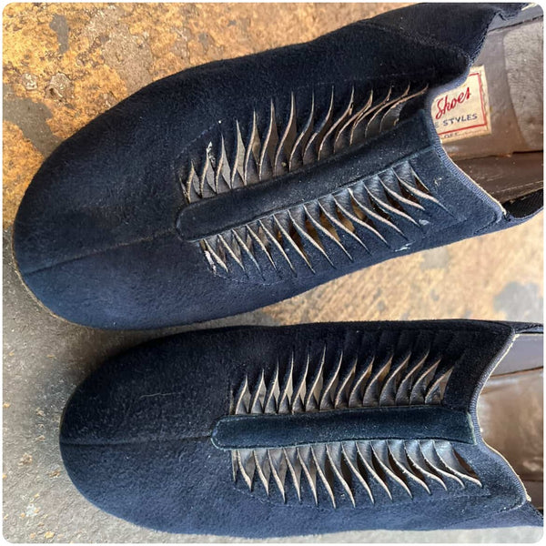 Vintage 1930s Navy Blue French Suede Heels – Cage Cut Out Design – Size 7.5