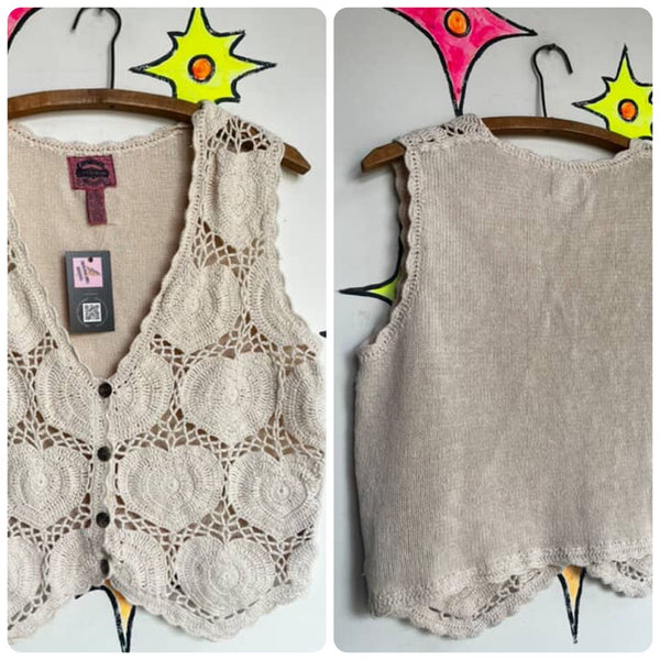 Vintage | Crochet Heart Pattern Vest Boho Festival Fashion Top | Medium