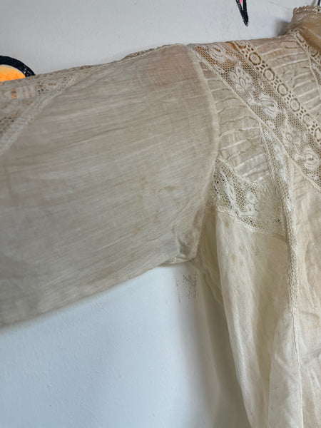 Antique 1900s Off White Sheer Lace Romantic Babydoll Steampunk Top Blouse XS