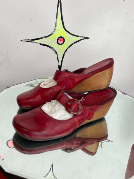 Y2K Red Mary Jane Platforms Fairycore Baretraps Leather Shoes Retro 7 - 7.5